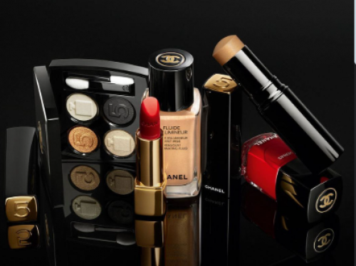 7 Best Beauty Products to Sell from Home